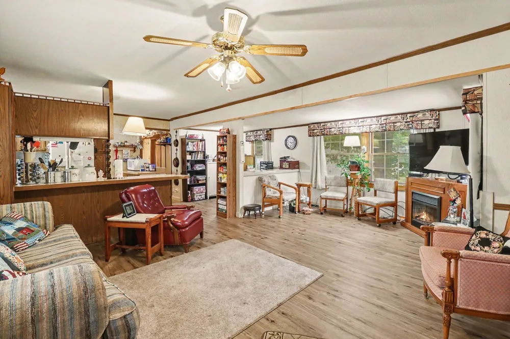 17039 3rd Street Arcadia, MI 49613