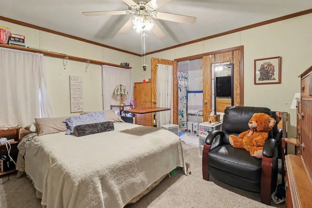 17039 3rd Street Arcadia, MI 49613
