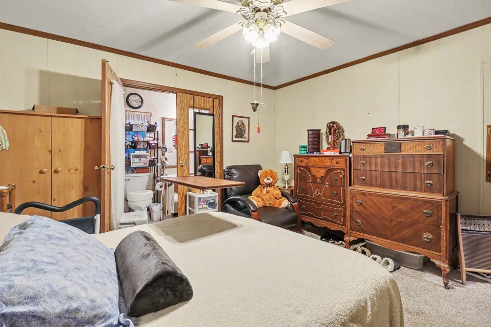 17039 3rd Street Arcadia, MI 49613