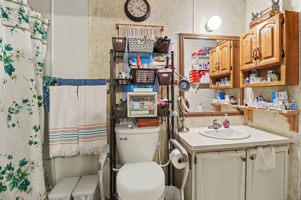 17039 3rd Street Arcadia, MI 49613