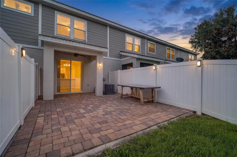 9217 SHEPTON STREET Orlando, FL 32825