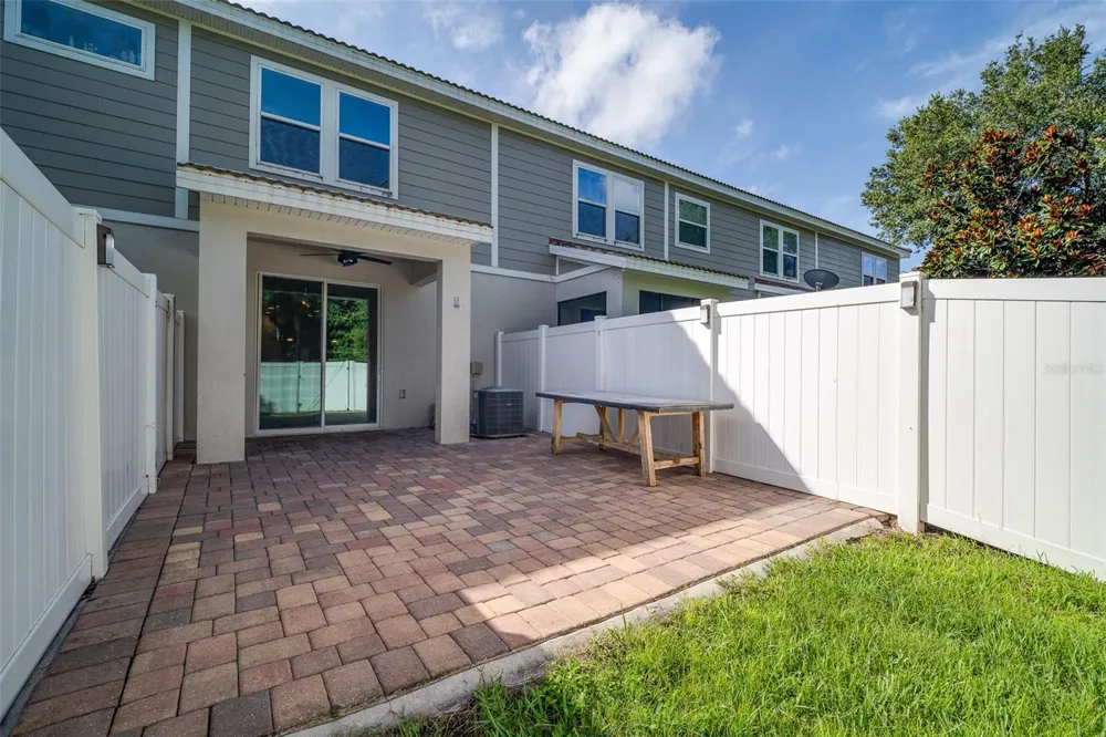 9217 SHEPTON STREET Orlando, FL 32825