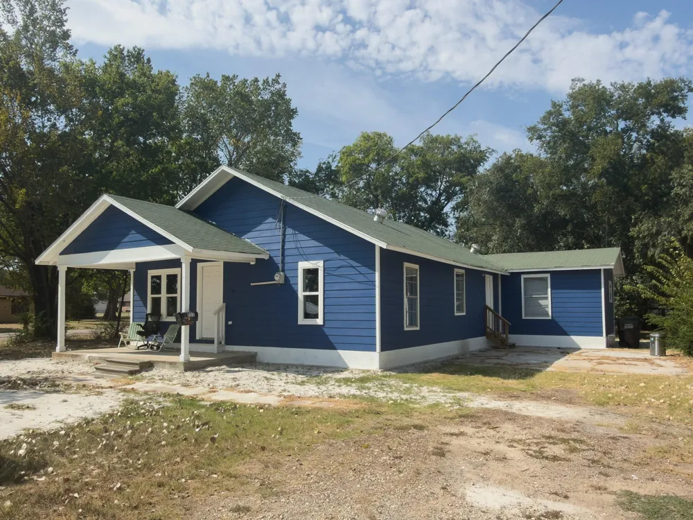 711 Jefferson Street Teague, TX 75860