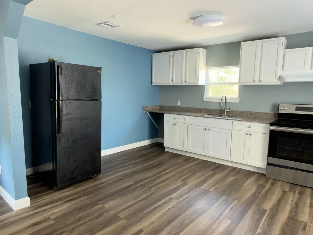 711 Jefferson Street Teague, TX 75860