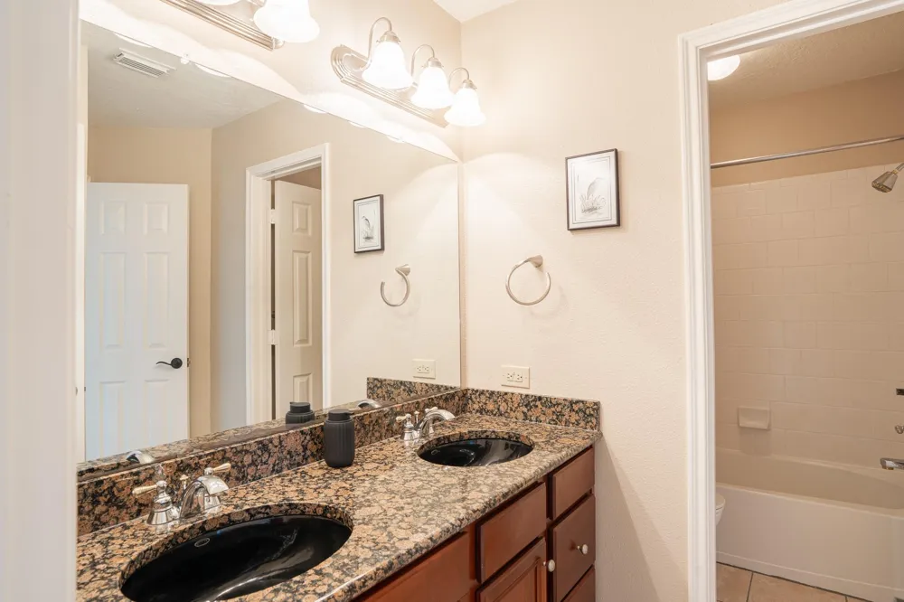 92 Canyon Run Boulevard Huntsville, TX 77320