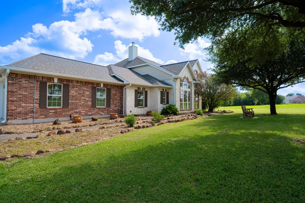 92 Canyon Run Boulevard Huntsville, TX 77320