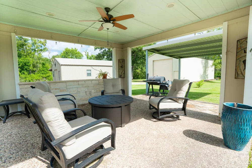 92 Canyon Run Boulevard Huntsville, TX 77320