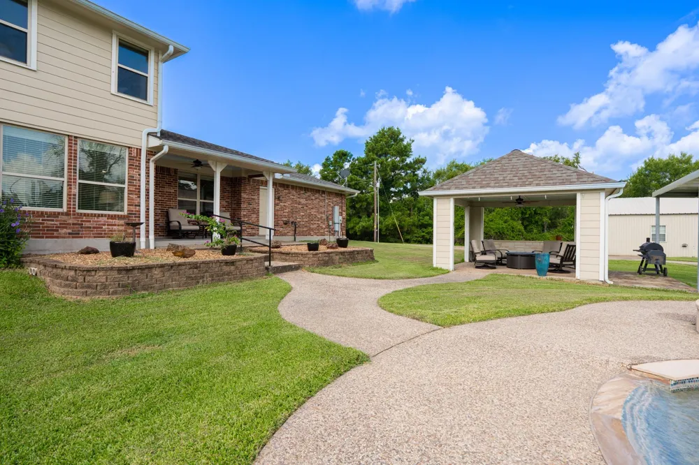 92 Canyon Run Boulevard Huntsville, TX 77320
