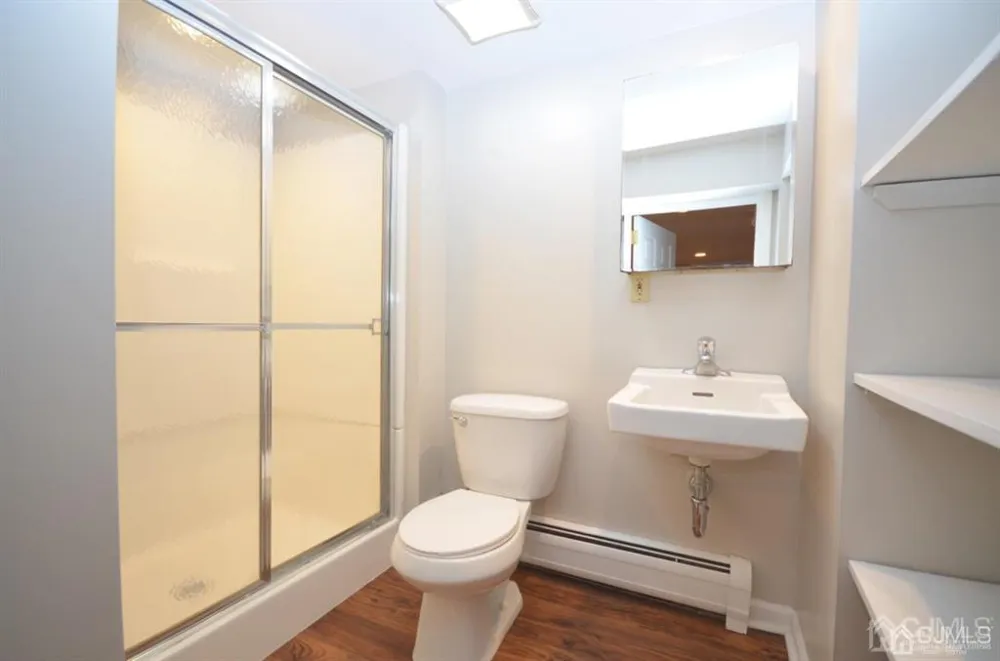 405 Washington Avenue #6 Dunellen, NJ 08812