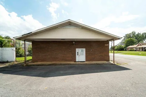 5469 Old Walkertown Road