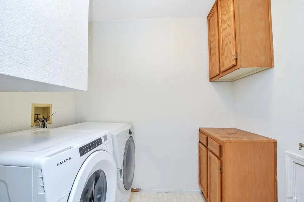 15 Knoll Drive Fairfield, CA 94534