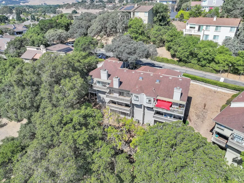 15 Knoll Drive Fairfield, CA 94534
