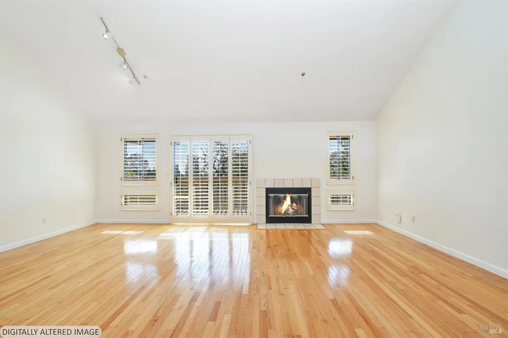 15 Knoll Drive Fairfield, CA 94534