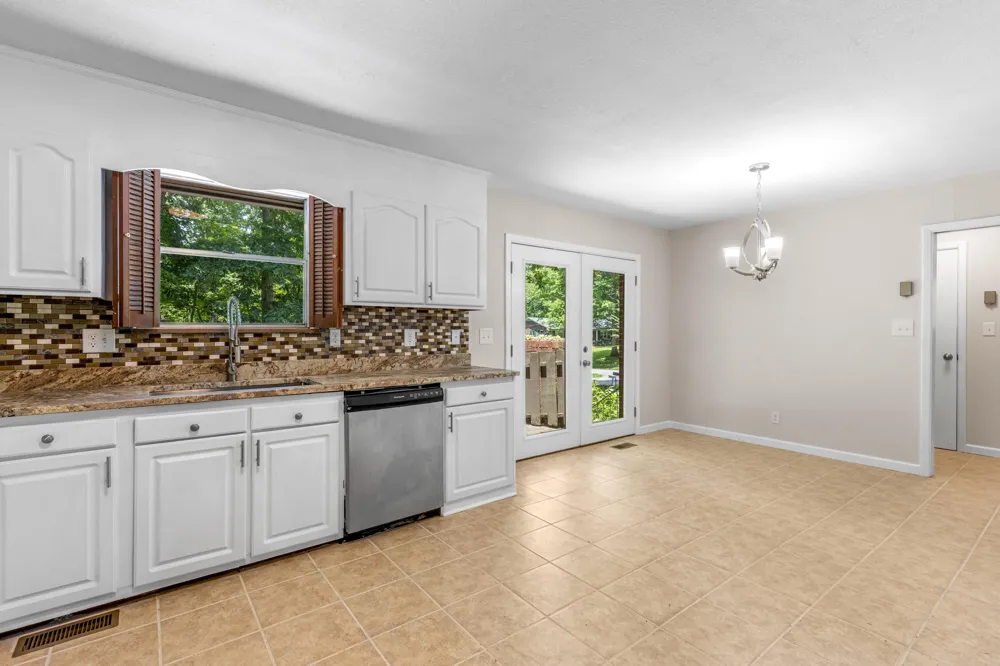 1534 Mcilvaine Drive Maryville, TN 37803