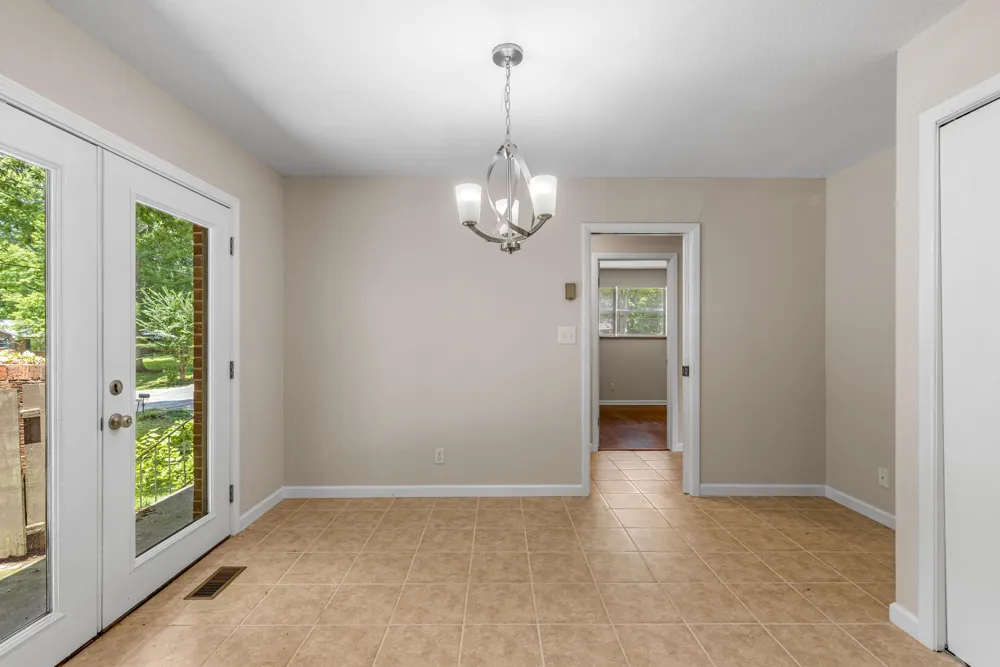 1534 Mcilvaine Drive Maryville, TN 37803