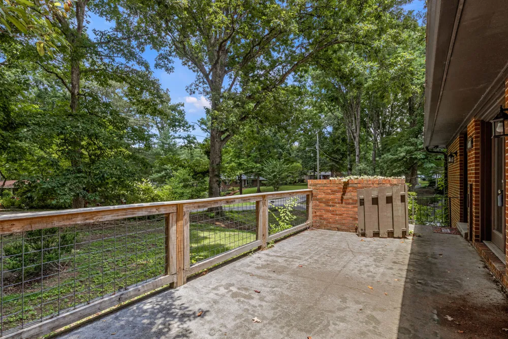 1534 Mcilvaine Drive Maryville, TN 37803