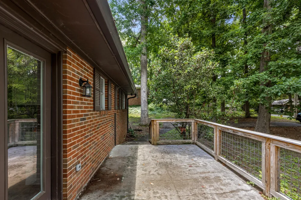1534 Mcilvaine Drive Maryville, TN 37803