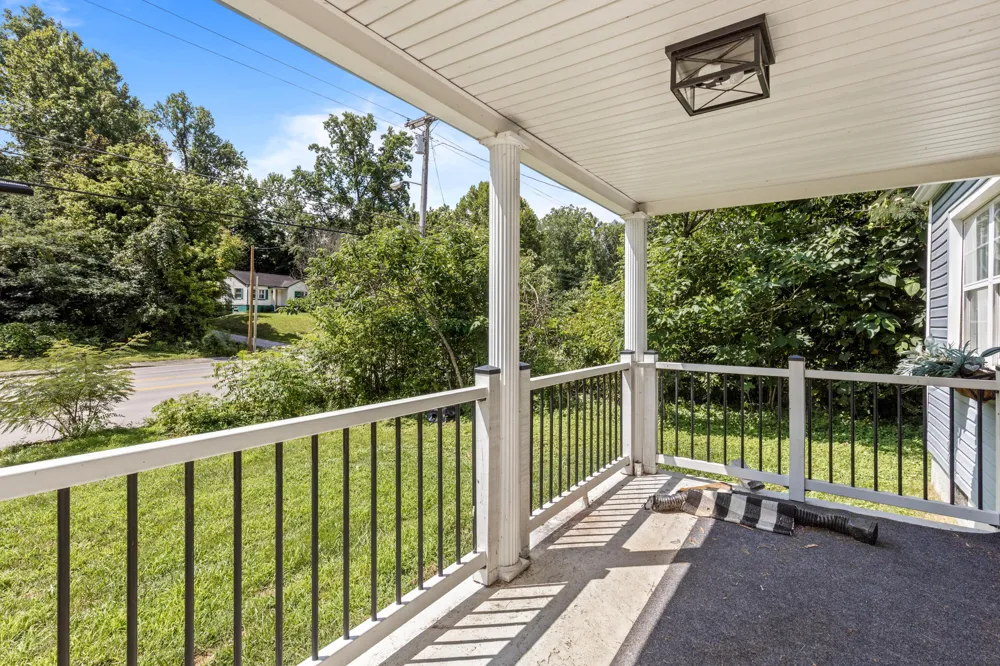 632 W Tri County Boulevard Oliver Springs, TN 37840