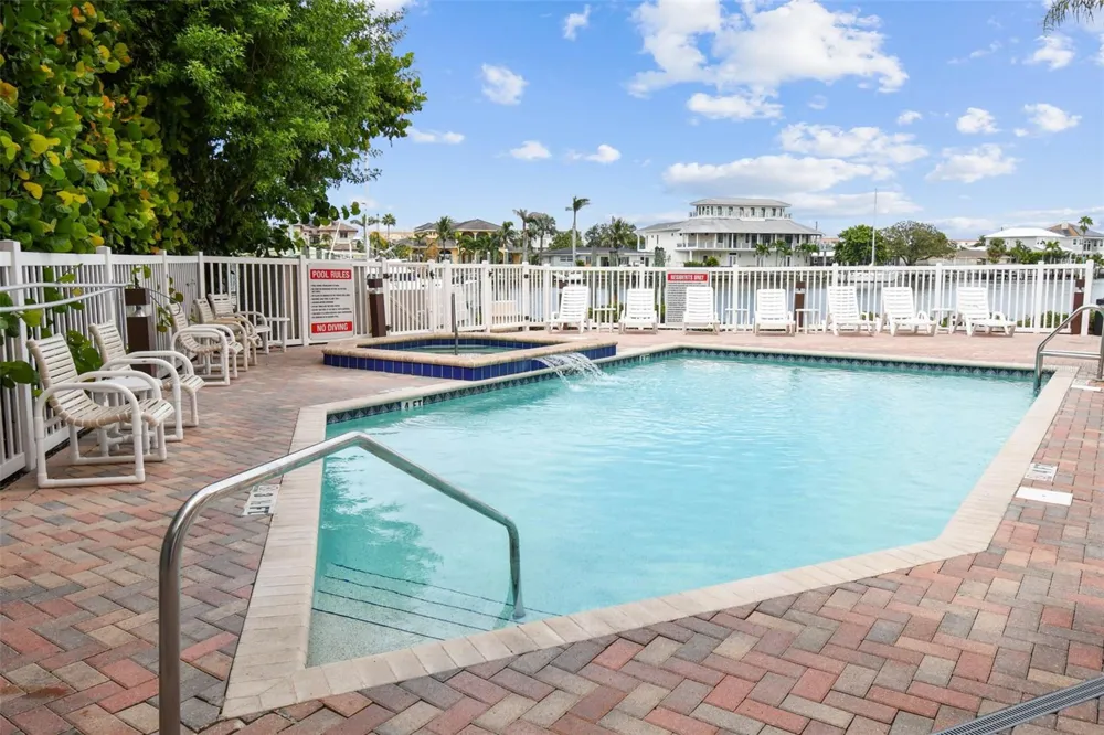 530 S GULFVIEW BOULEVARD #304 Clearwater Beach, FL 33767