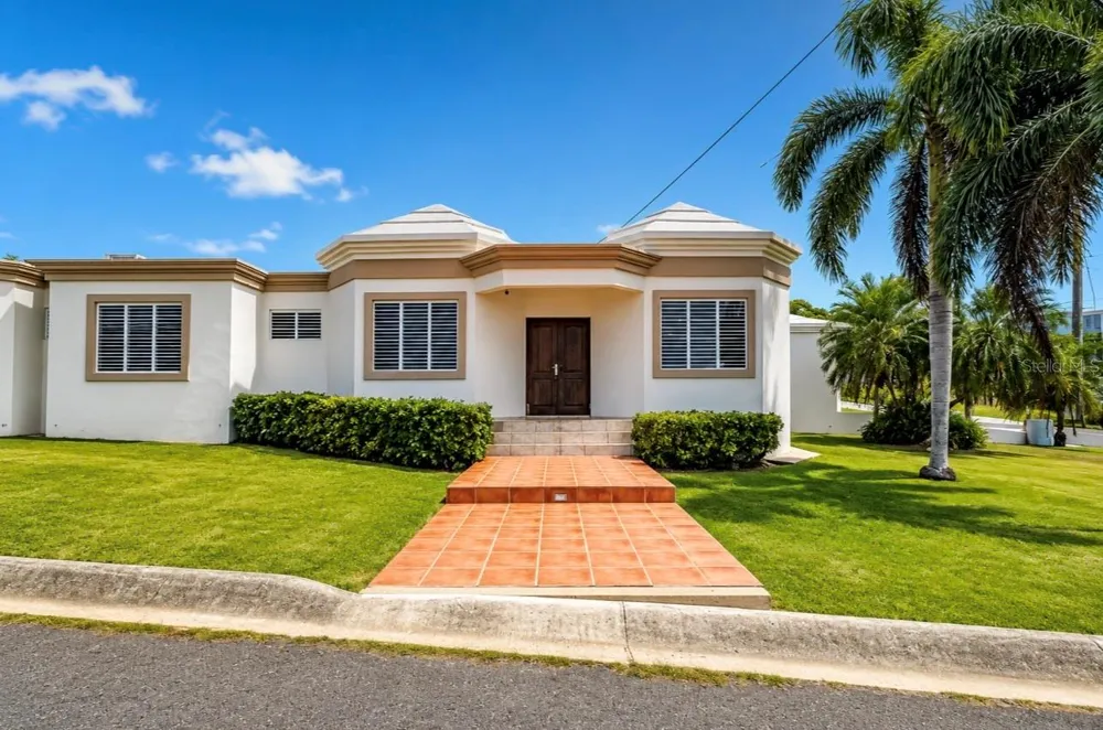 130 CORCOVADO HIGHWAY Hatillo, PR 00659