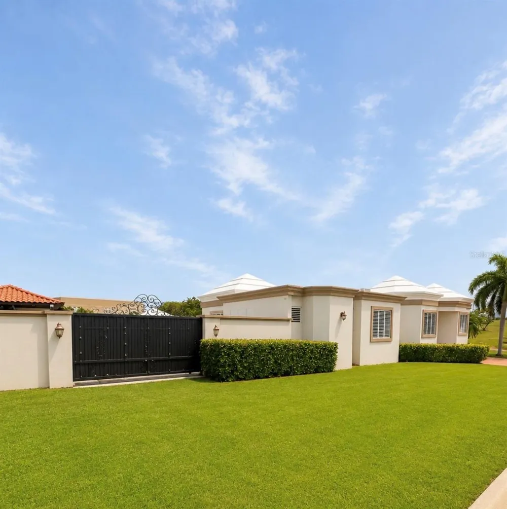 130 CORCOVADO HIGHWAY Hatillo, PR 00659