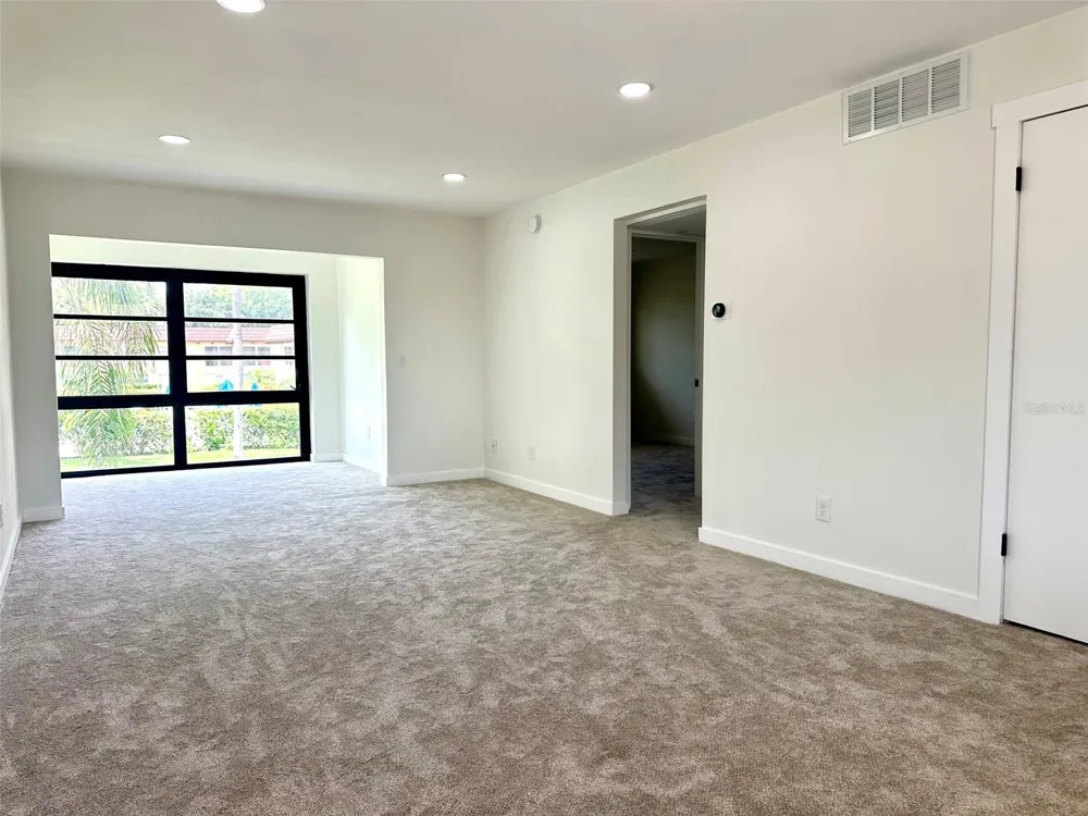 1845 S HIGHLAND AVENUE #6-11 Clearwater, FL 33756
