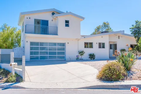 4715 Burgundy Road