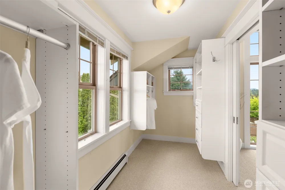 4606 S Andover Street Seattle, WA 98118
