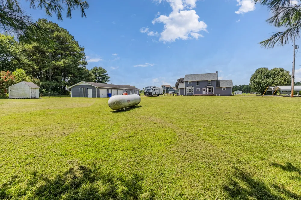 8624 Guthrie Rd Cross Plains, TN 37049