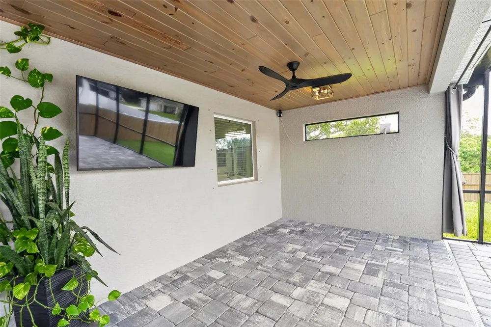 2595 HAGOPLAN LANE North Port, FL 34288