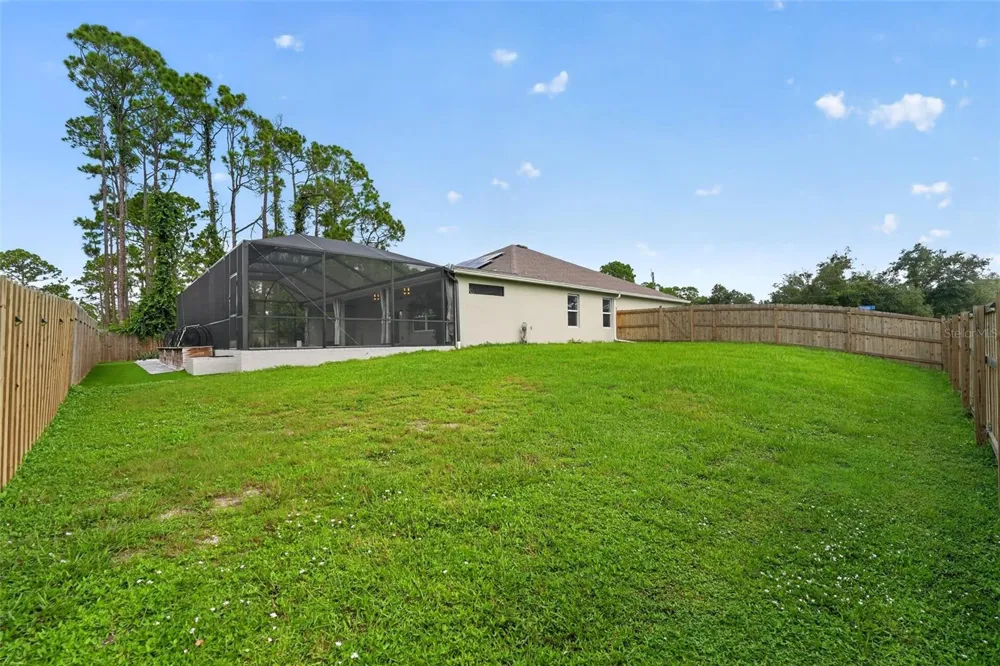 2595 HAGOPLAN LANE North Port, FL 34288