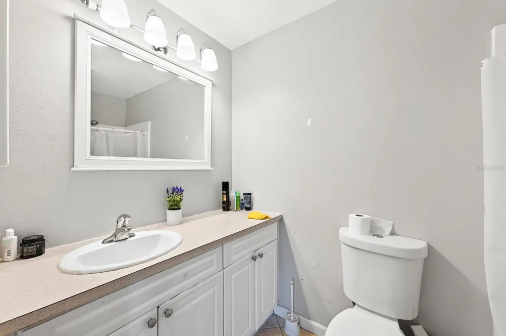 5137 PICADILLY CIRCUS COURT #3 Orlando, FL 32839