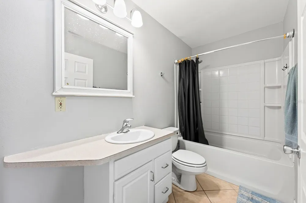 5137 PICADILLY CIRCUS COURT #3 Orlando, FL 32839