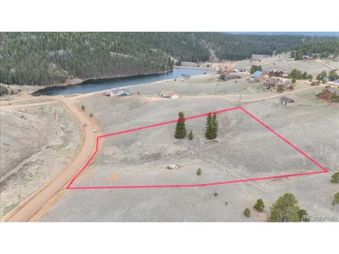 175 Twin Lakes Drive