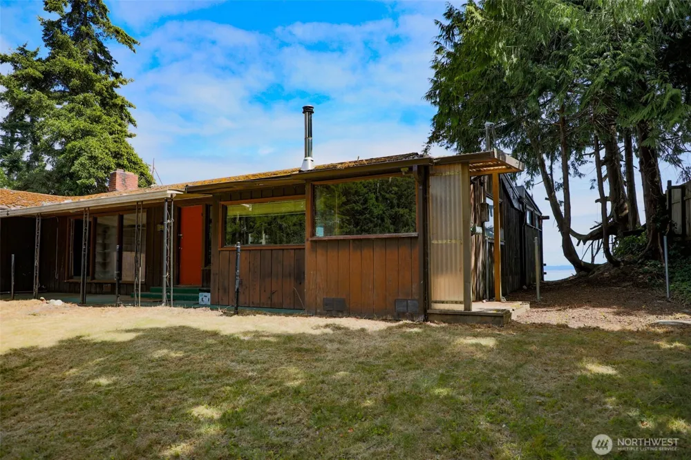 3984 NE Twin Spits Road Hansville, WA 98340