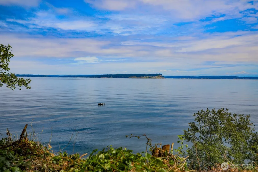 3984 NE Twin Spits Road Hansville, WA 98340