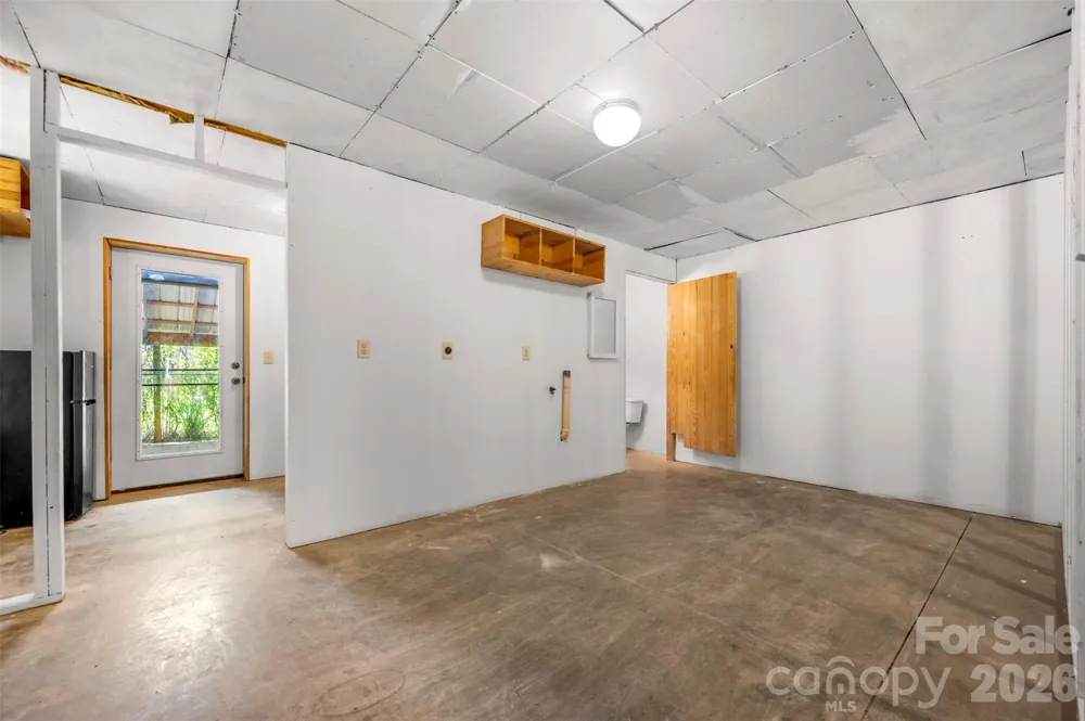 340 Right Prong Road Ellenboro, NC 28040
