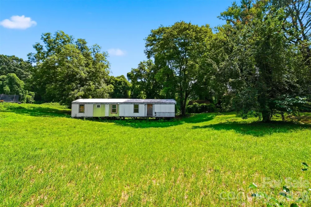 136 South Main Street Granite Falls, NC 28630