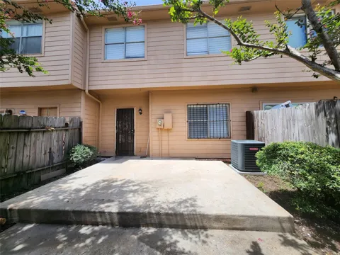 7700 Creekbend Drive #98