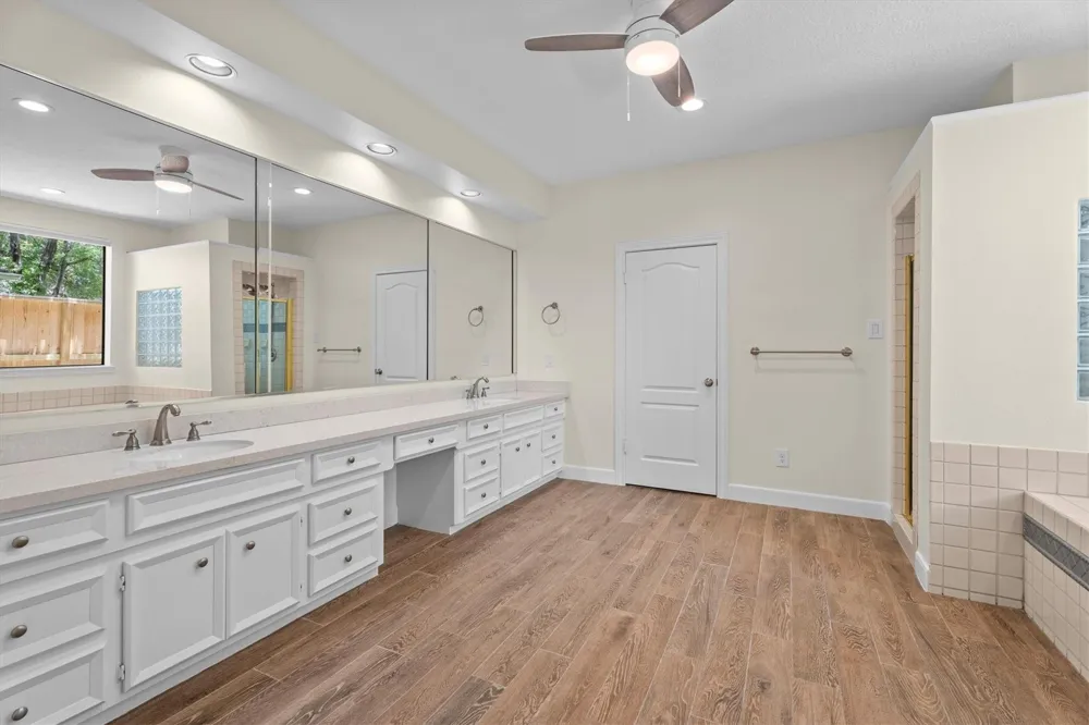 16002 Stewarts Grove Drive Spring, TX 77379