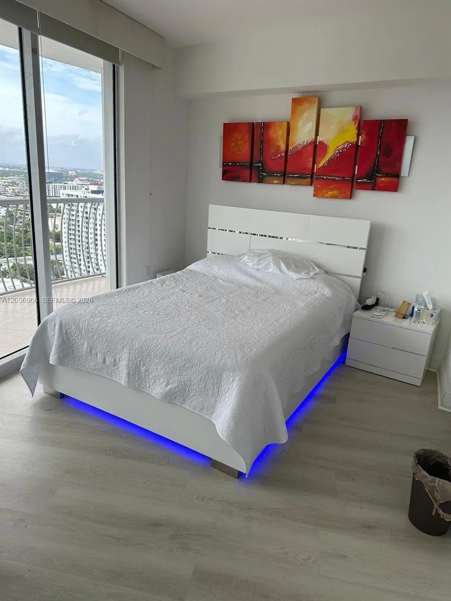 1750 Bayshore Dr #2914 Miami, FL 33132
