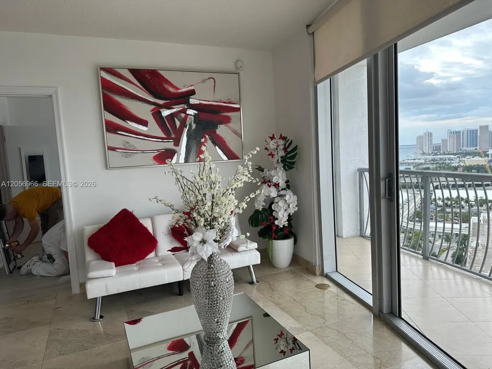 1750 Bayshore Dr #2914 Miami, FL 33132