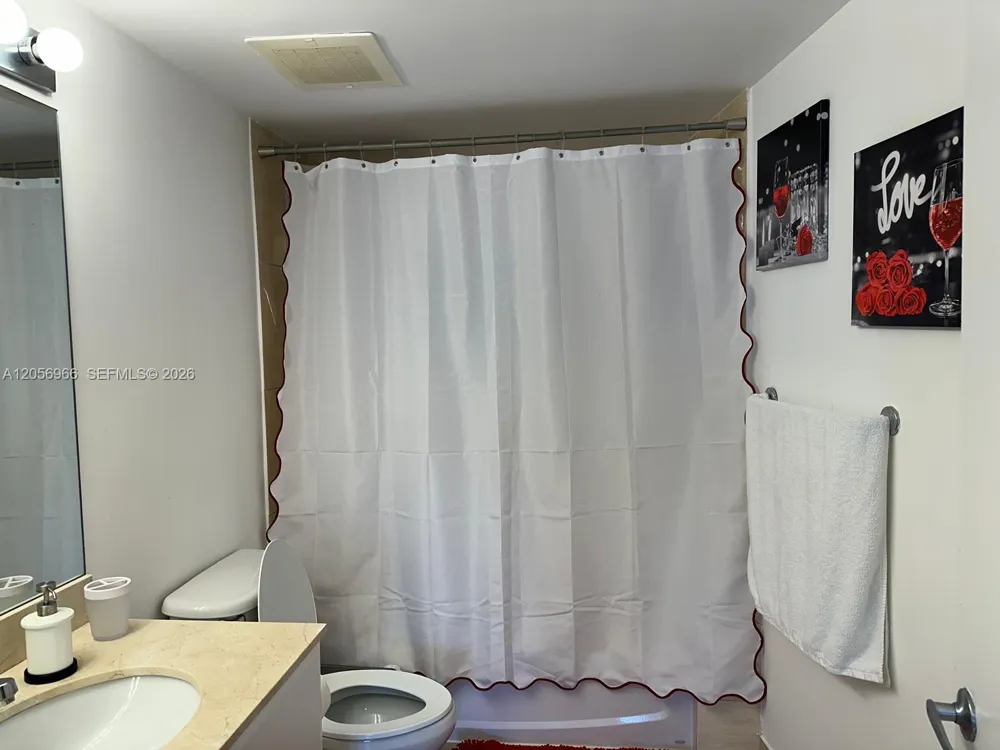 1750 Bayshore Dr #2914 Miami, FL 33132