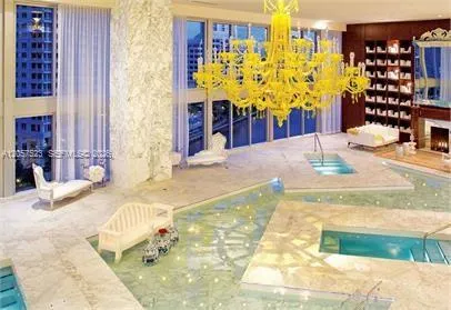 465 Brickell Ave #5304 Miami, FL 33131
