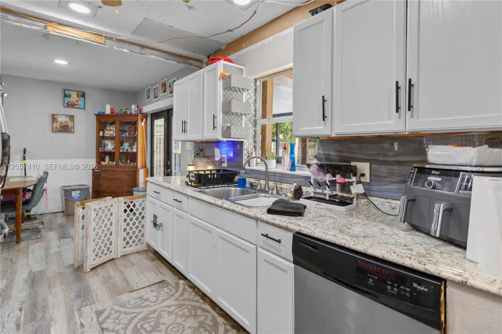 4971 SW 5th St Margate, FL 33068