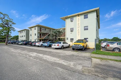 14140 NW 24th Ct #104