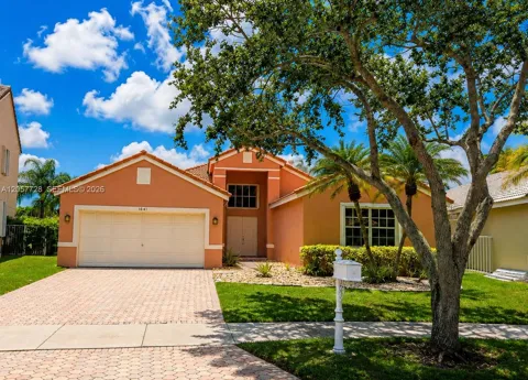 1041 Cedar Falls Dr