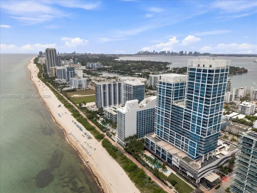 6801 Collins Ave #1020 Door 1006 Leal Miami Beach, FL 33141