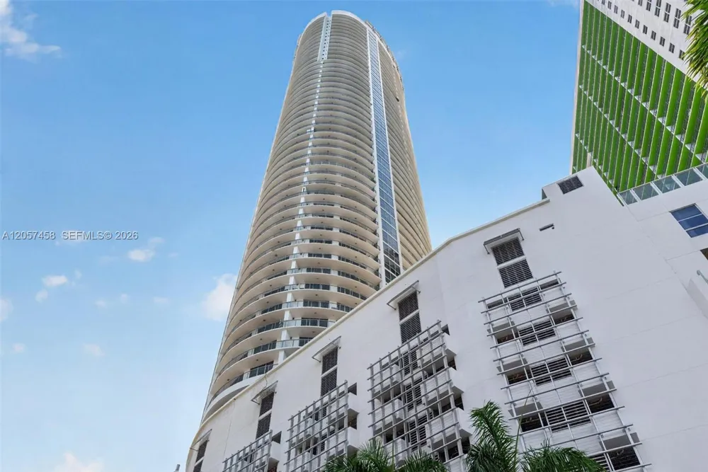 1750 Bayshore Dr #1609 Miami, FL 33132