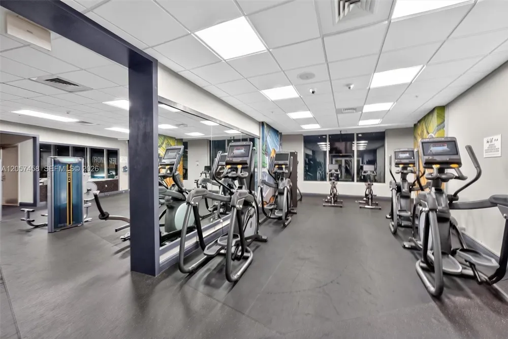 1750 Bayshore Dr #1609 Miami, FL 33132